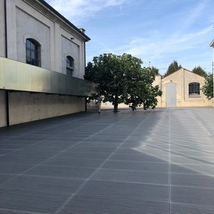 Meet your Posher, Beatrice